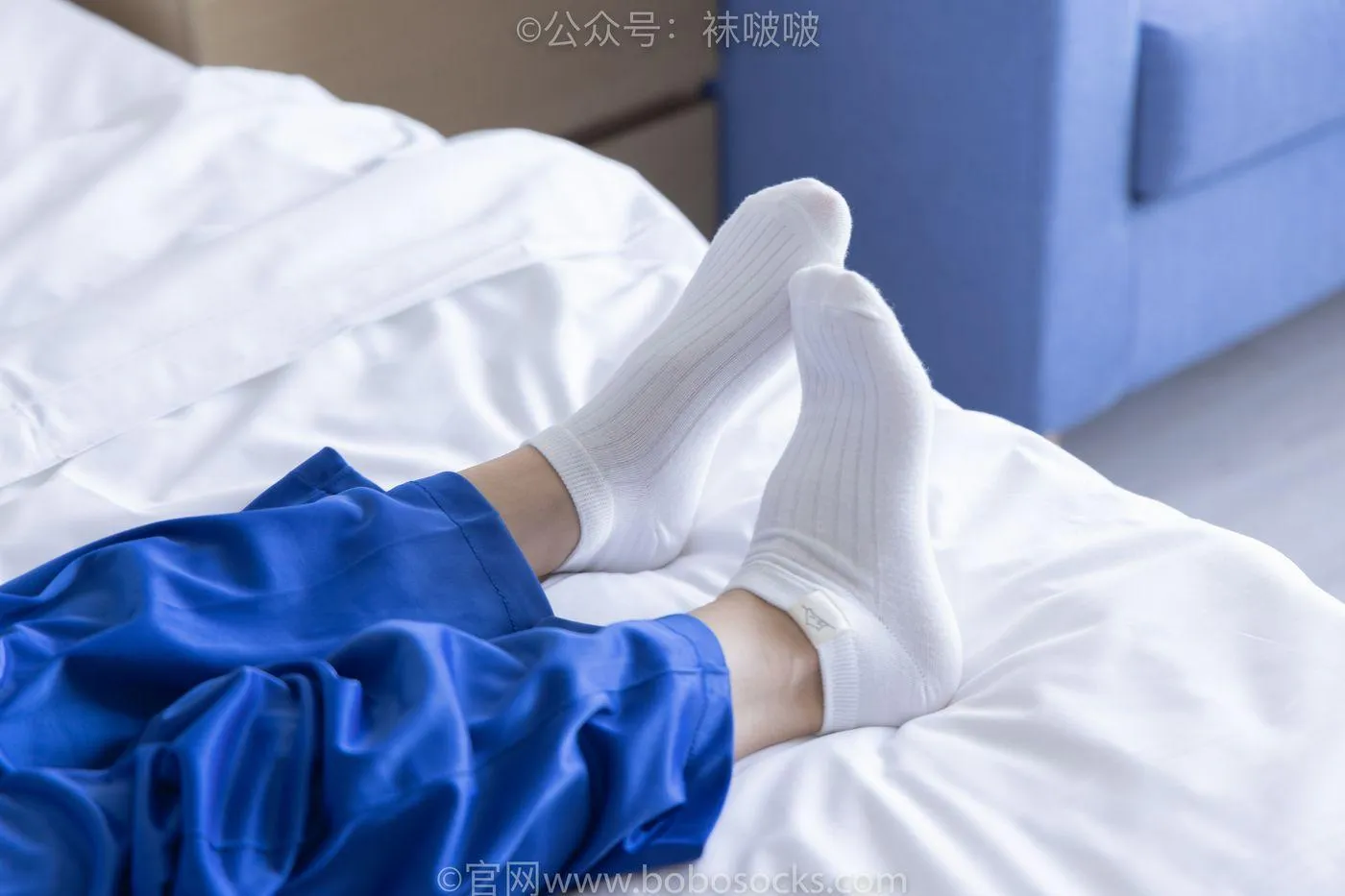 [BoBoSocks袜啵啵]NO.039 小奶熊-校服、vans帆布鞋、短白棉袜、裸足 [154P]插图6